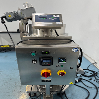 Thermo HyPerforma 100L Single-Use Mixer image 2